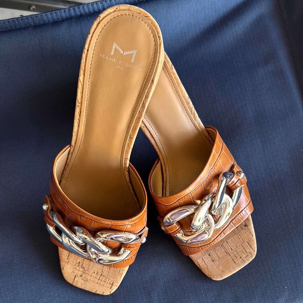 Marc Fisher Tan Silver Chain Mules
